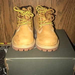 Toddler boots
